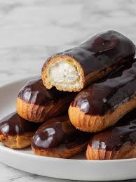 Chocolate Éclair